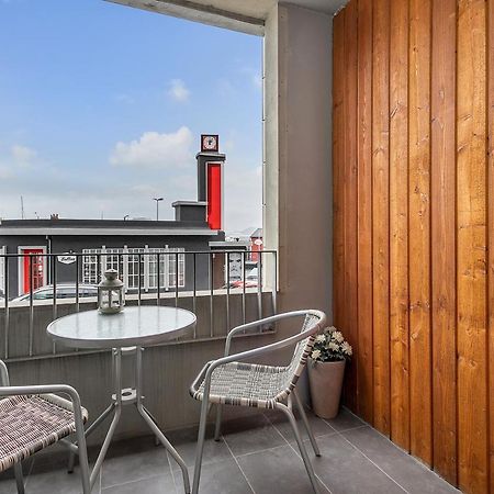 Sunny Apartment - By The Sea In City Center 레이캬비크 외부 사진