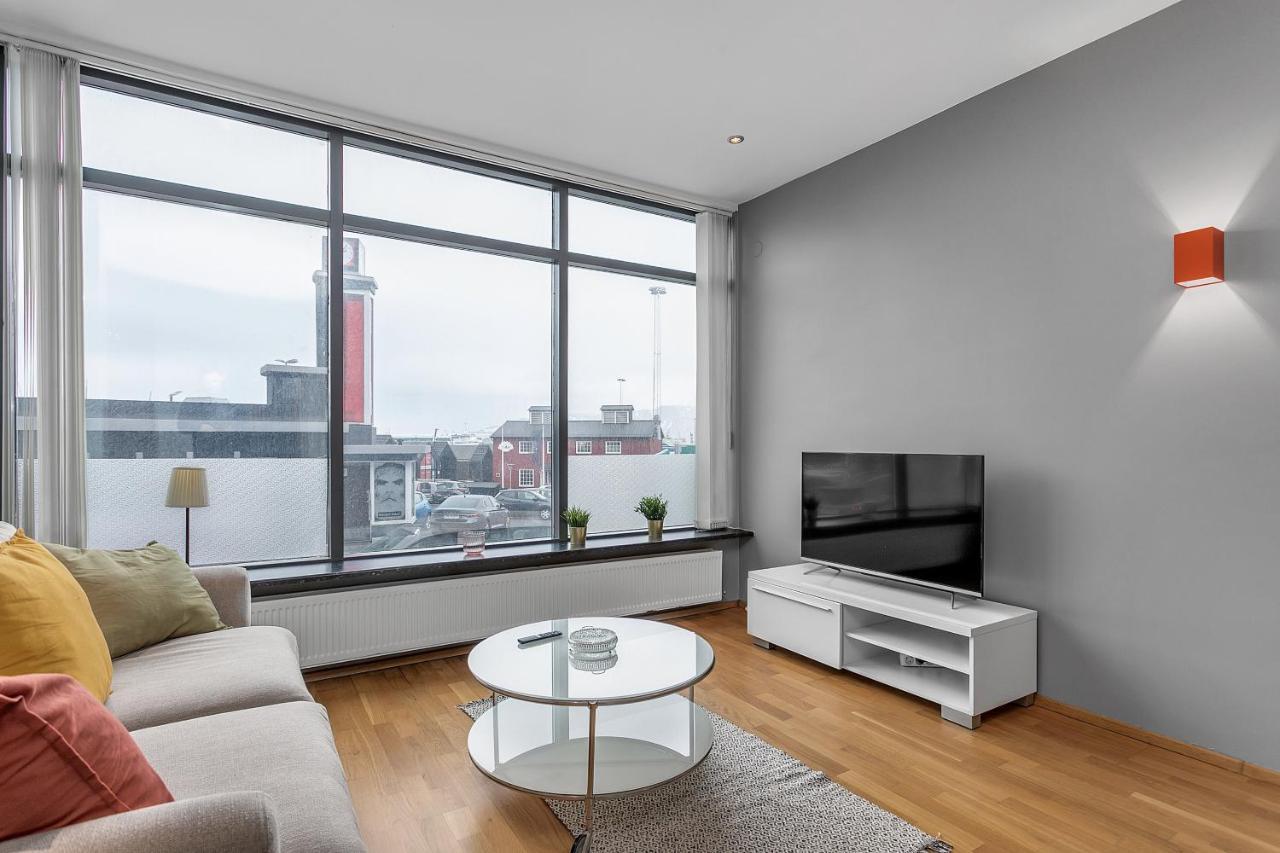 Sunny Apartment - By The Sea In City Center 레이캬비크 외부 사진